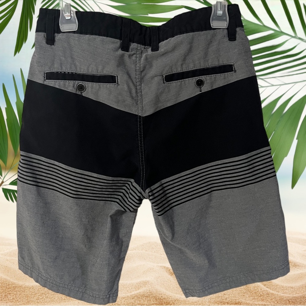 Board shorts by Urban Heritage in size 28 - Picture 5 of 6